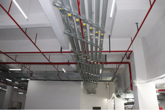 槽公中標光學(xué)影像領(lǐng)域500強--歐菲光電影像項目母線槽供電系統(tǒng)