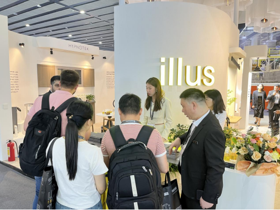 �⁆չ�����չ���ILLUS����˹����Ї�֮·�����_ʼ